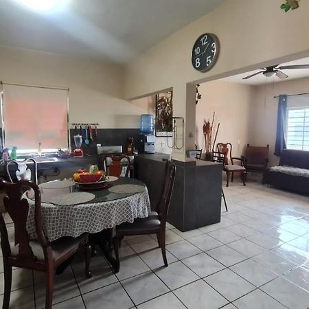 Casa A Pie De Playa Isla De La Piedra Lägenhet Mazatlán Exteriör bild