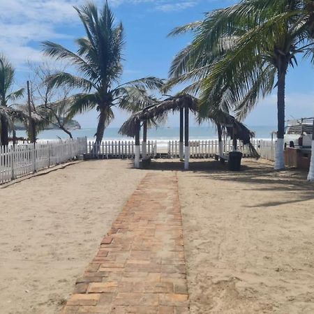 Casa A Pie De Playa Isla De La Piedra Lägenhet Mazatlán Exteriör bild