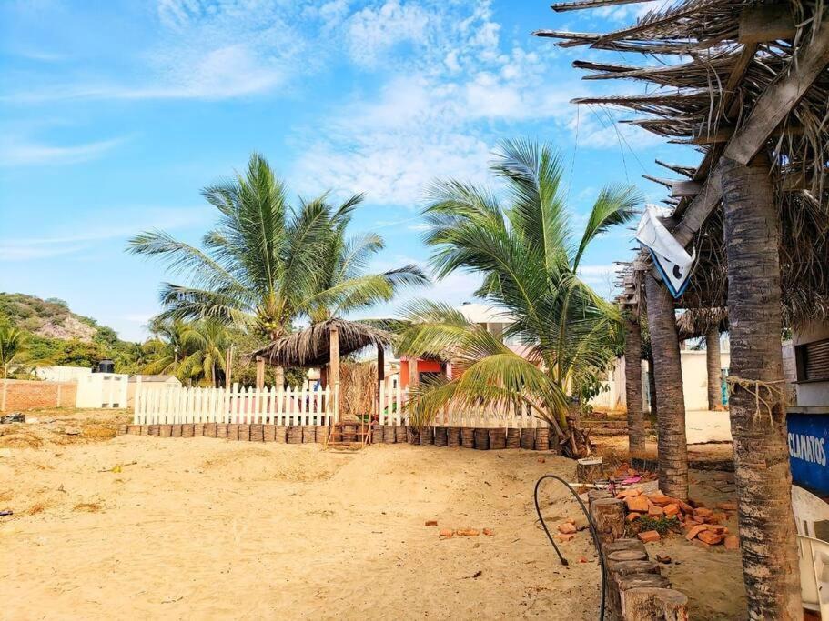 Casa A Pie De Playa Isla De La Piedra Lägenhet Mazatlán Exteriör bild